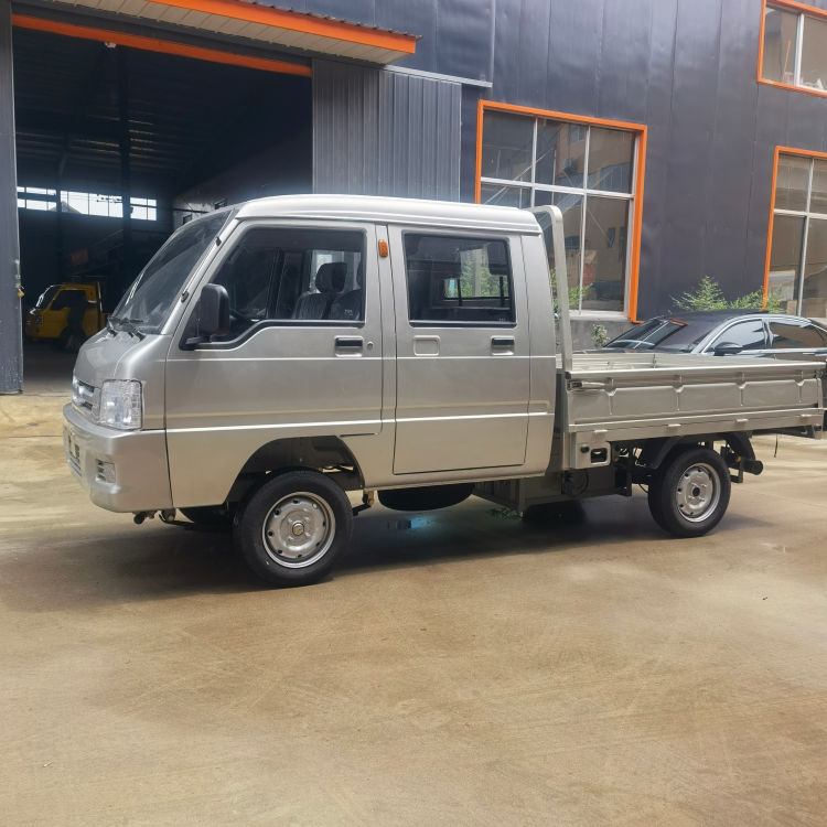 Двухрядный электрический фургон