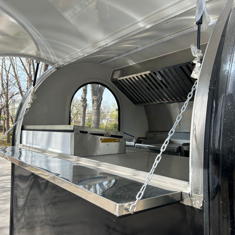 Small Automatic Catering Trailer