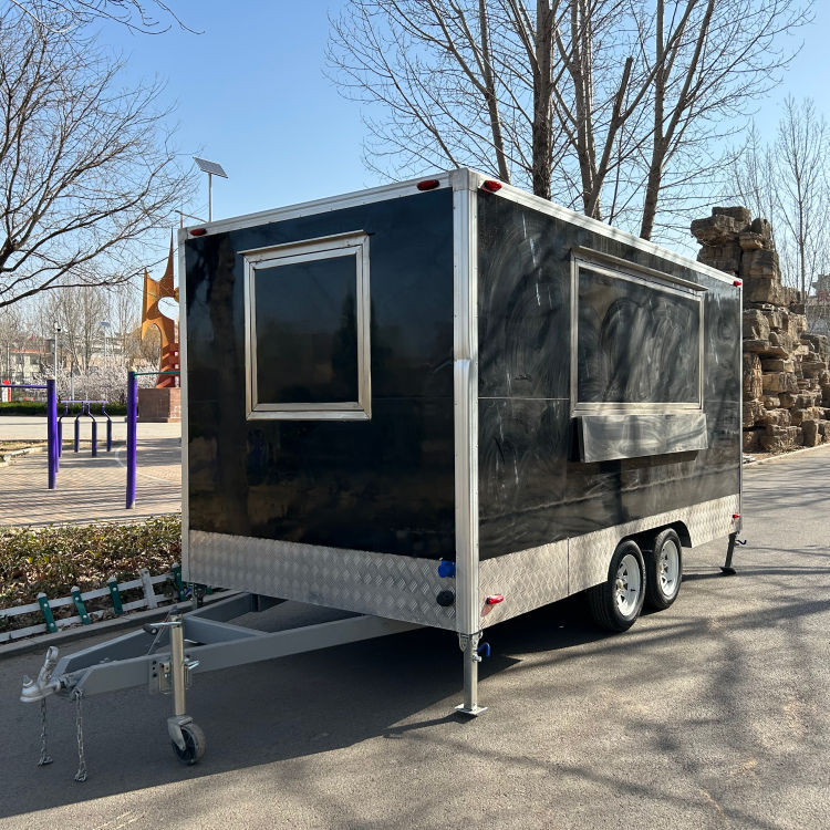 تریلر غذای مربعی