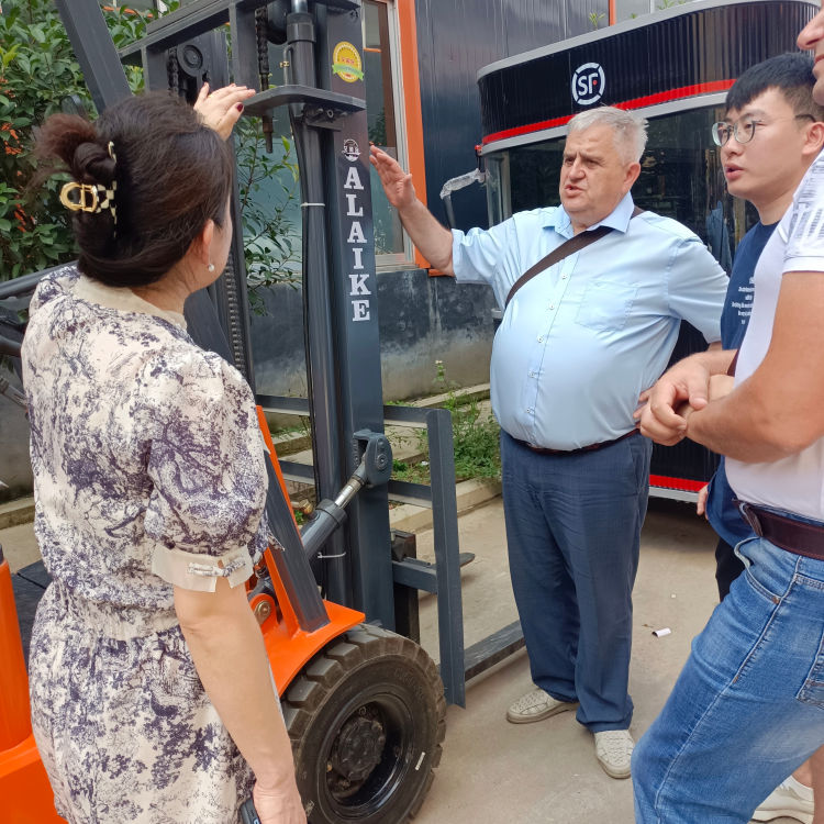 electric forklift