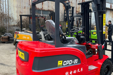 Food trailers and other customized new energy vehicle models have seen a surge in demand in the international market