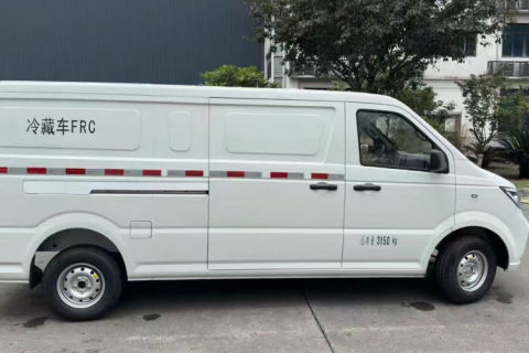 Electric refrigerated transport van with bulk discounts