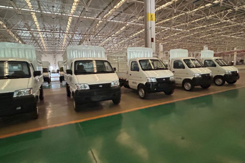 Continuously updated electric micro-truck models