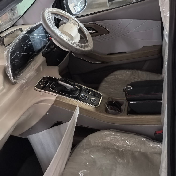 Four-wheel electric micro sedan