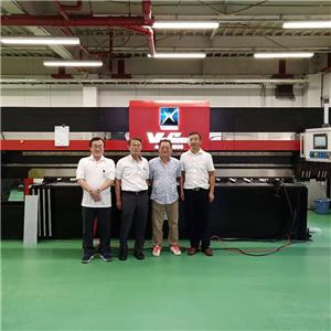 Japanische Kunden besuchen unser Unternehmen