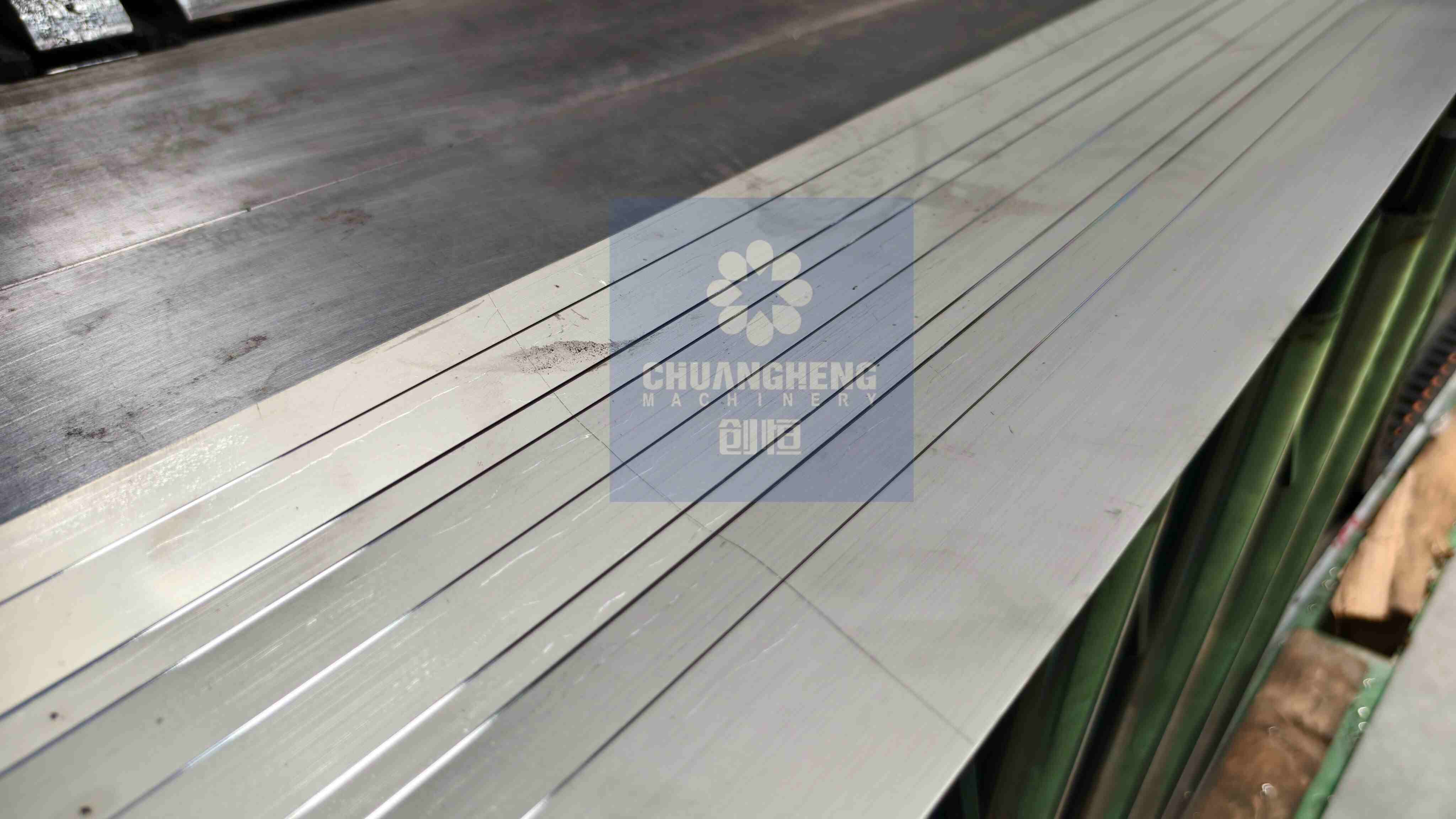 sheet metal machinery