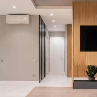 Black Adjustable Ceiling Spotlight Fixture