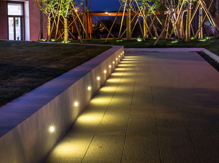 Outdoor wall lights