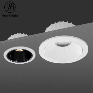 Recessed down light with black reflector LED aluminum interior