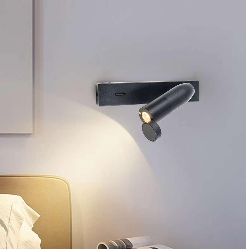 Aluminum wall mounted light