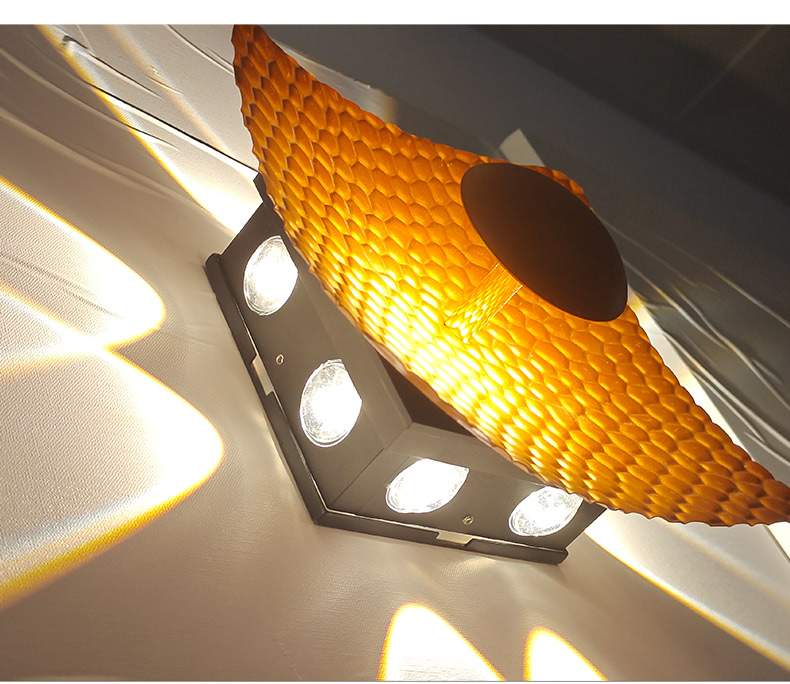 Metal Wall Light