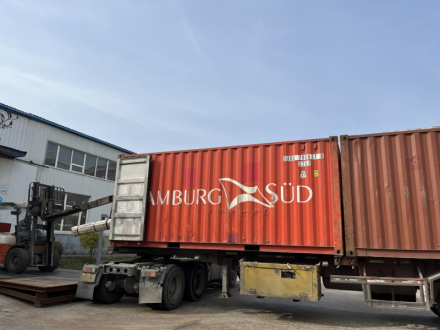 Export von 100 Tonnen Stabstahl nach Japan