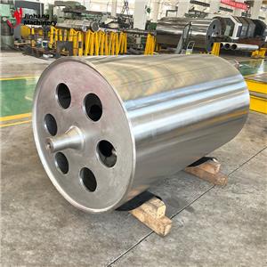 What is an Industrial Mirror-Surface Water-Cooled Roller?