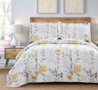 Lightweight Springtime Floral Pattern Bedspread