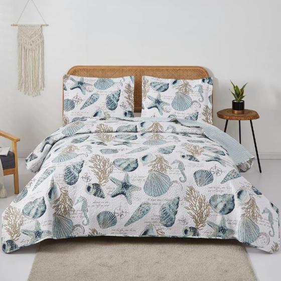 Reversible Beach Shell Pattern Bedding