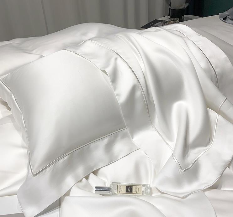 Reversible White All Season Solid Comforter