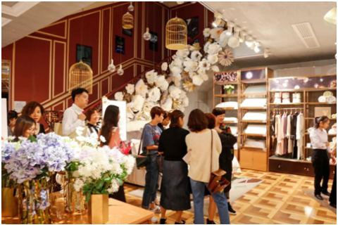 Material natural, pura y elegante filosofía del sueño.