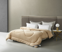 Soffice piumino di colore arancione brillante