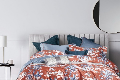 Conjunto de edredom de algodão floral projetado