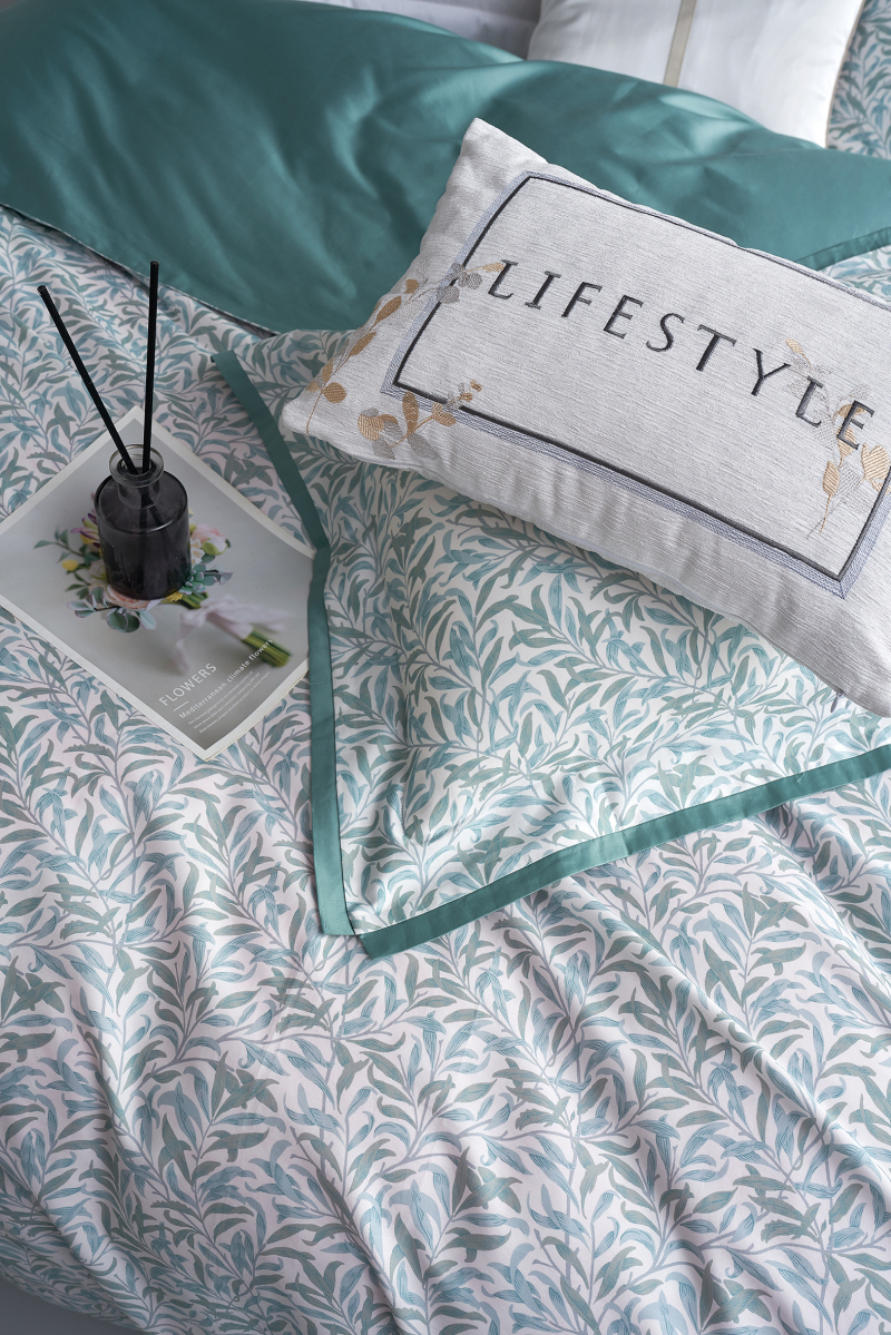 Luksusowy 4-częściowy zestaw pościeli letniej z lyocellu z wzorem liści --- FANLIN