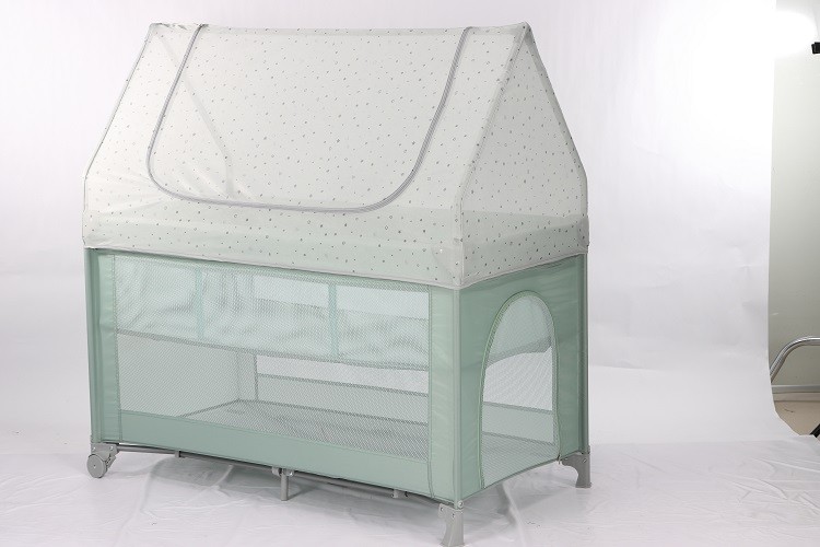 Nouvel article Lit de voyage pour bébé Parc pour bébé Lit bébé amovible à la mode avec moustiquaire Dom Ensemble multifonctionnel Lit pour chambre