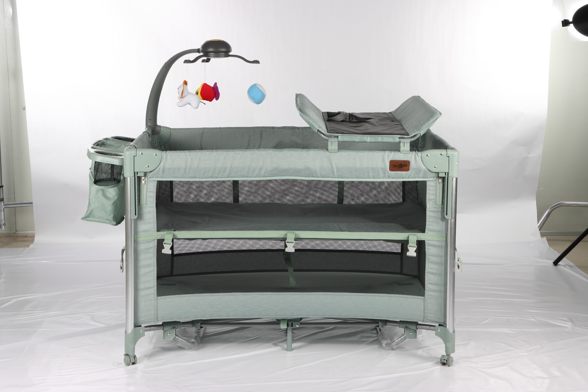 HBB Manufacturer Customized Baby Bedside Sleeper with toy bar, U-Shaped Diaper