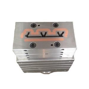 वुड प्लासिक कम्पोजिट अलंकार एक्सट्रूज़न मोल्ड