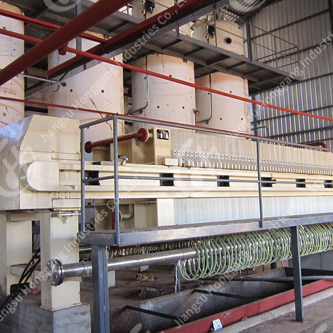 S.Africa,Oil Refinery