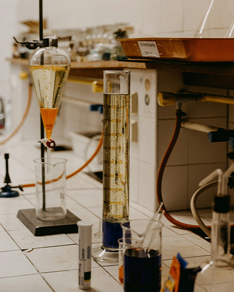 Chemical separator solutions for strong acid environments