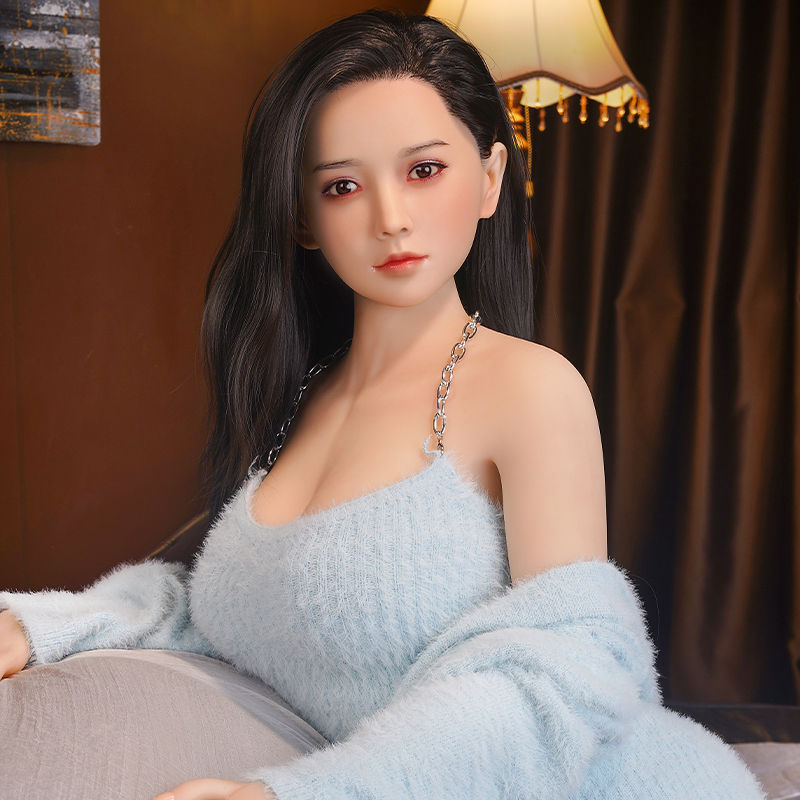 Delicate feel adult doll toy