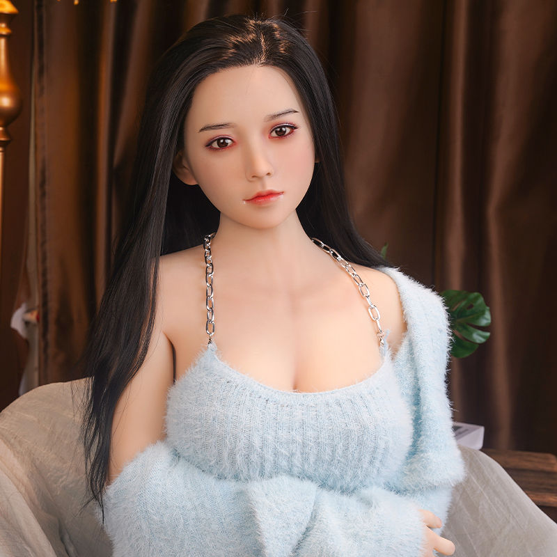 Adult silicone doll