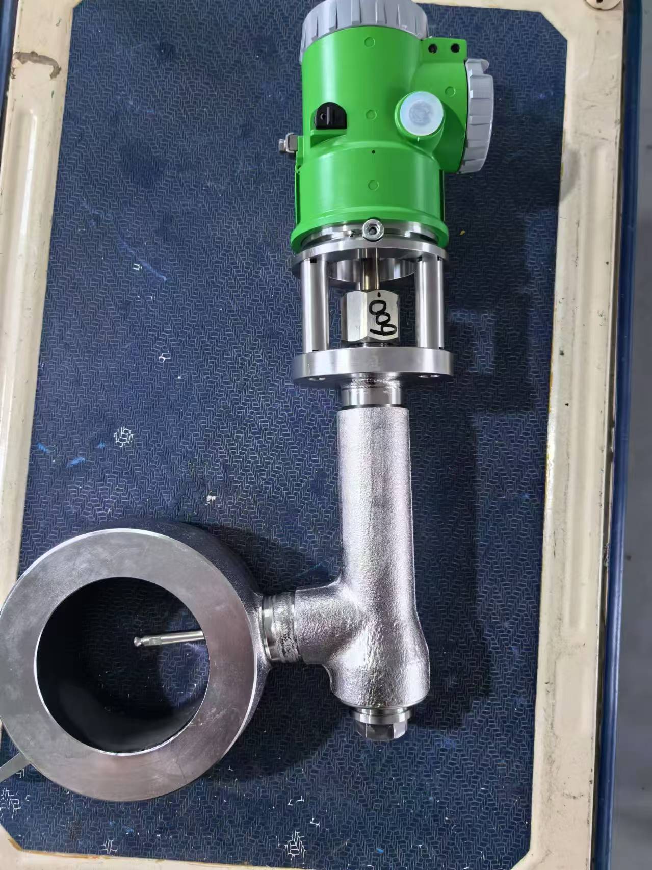 tank level transmitter