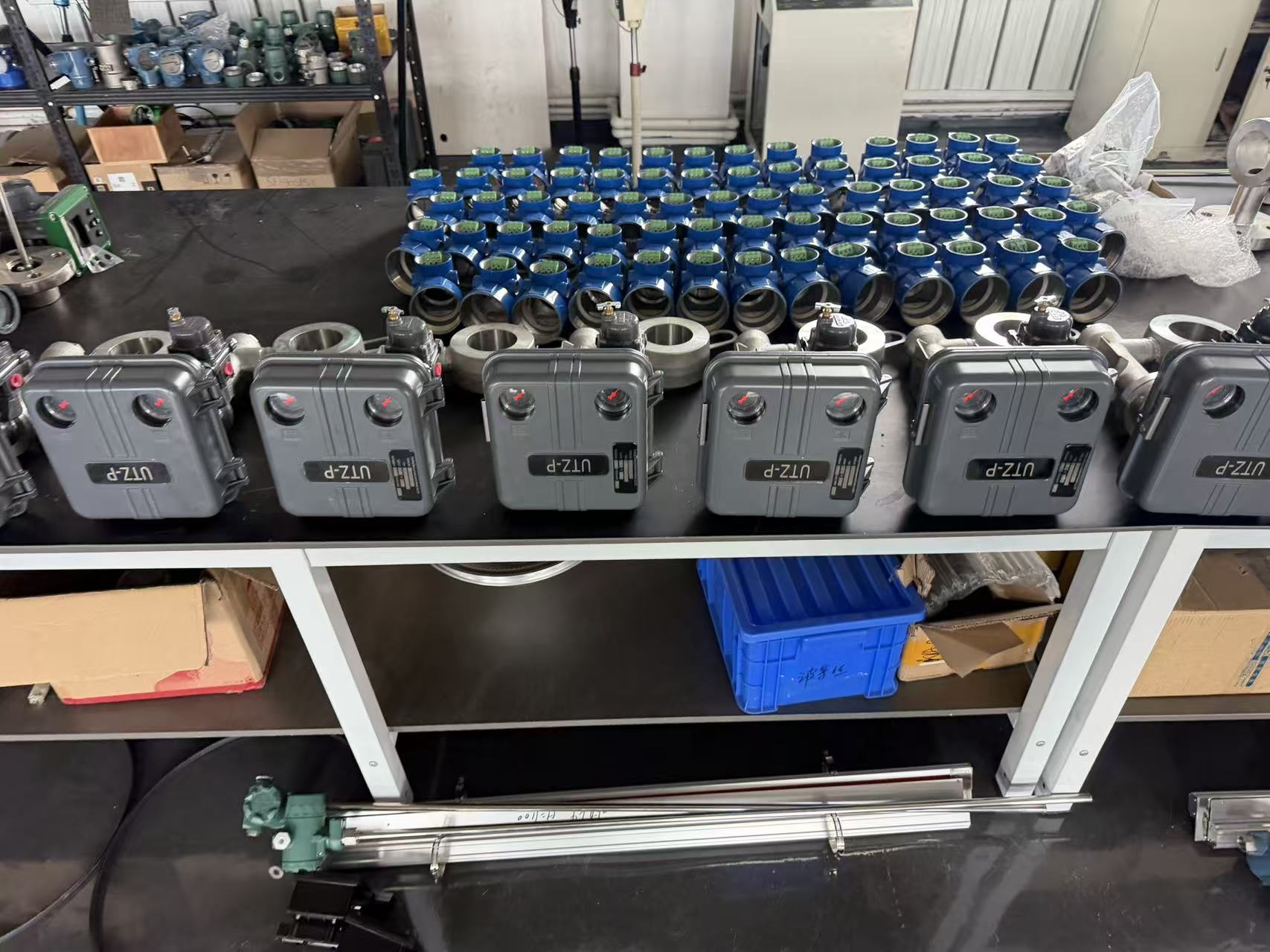 Pneumatic Level Controller