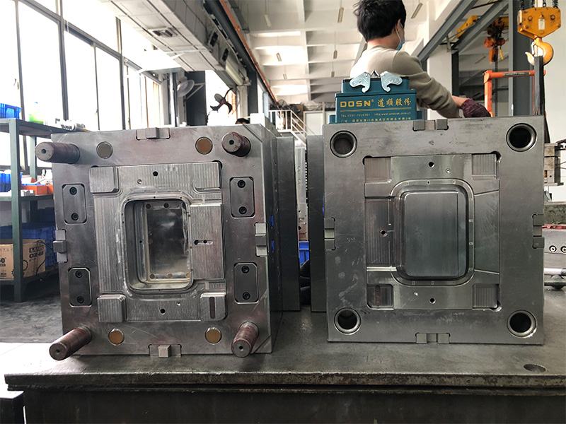 Khuôn hộp xà phòng nhựa đã sẵn sàng để thử nghiệm khuôn Khuôn hộp xà phòng nhựa đã sẵn sàng để thử nghiệm khuôn