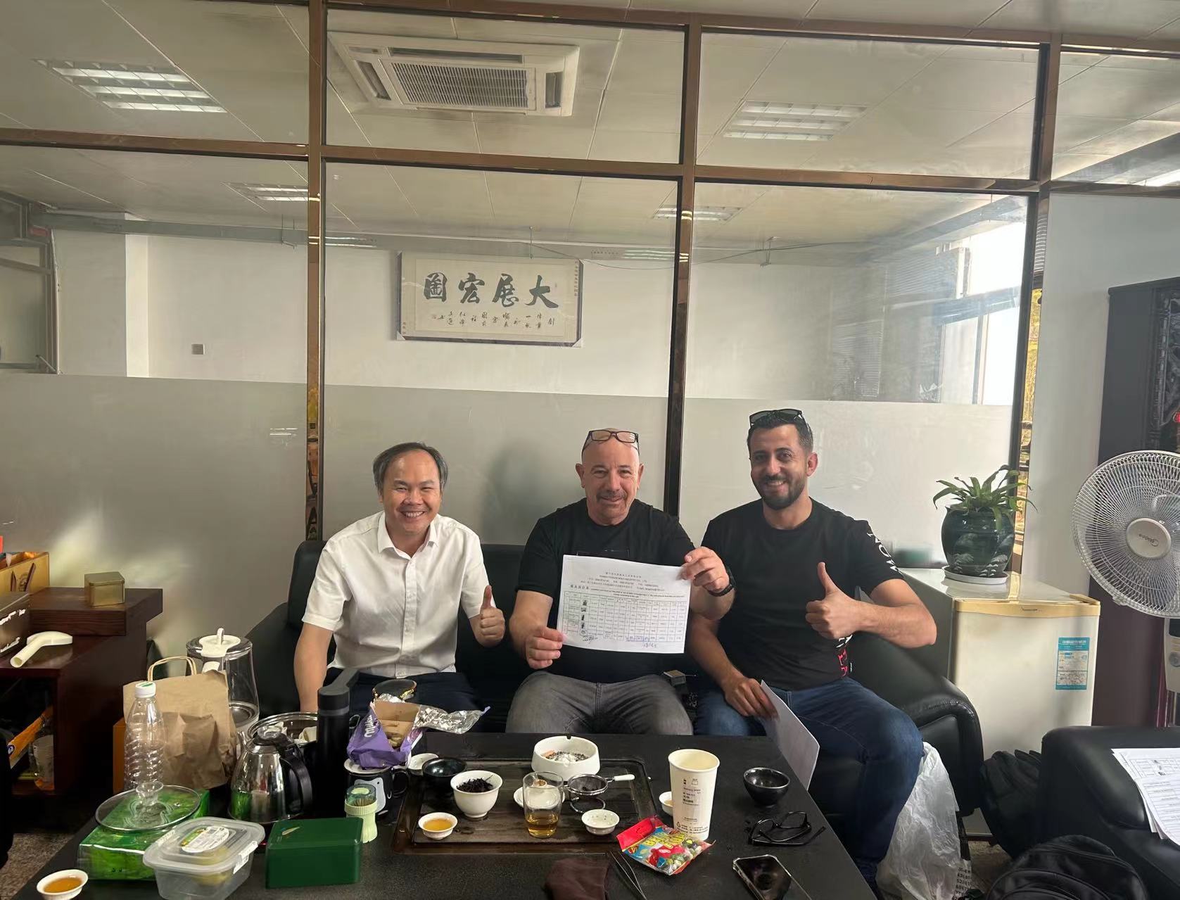 customer from Israel visit our factory and confirm