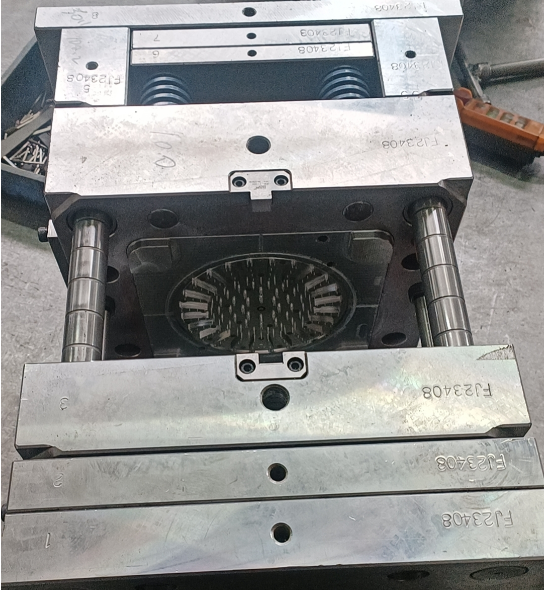 cover mold