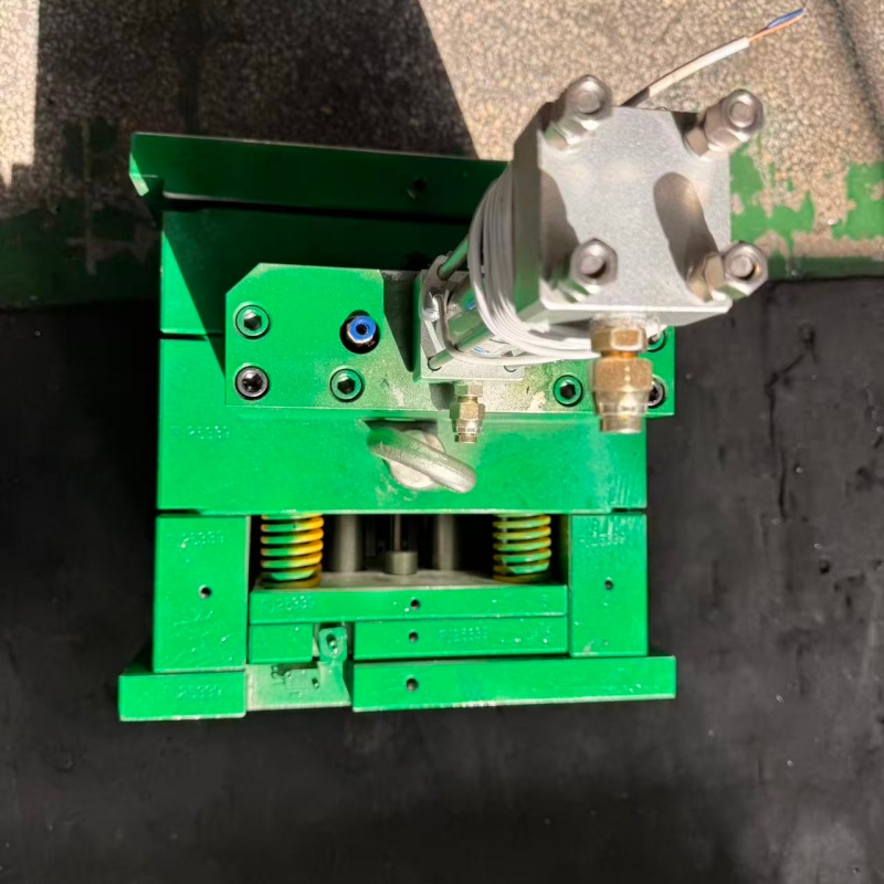 injection molding manufacturers