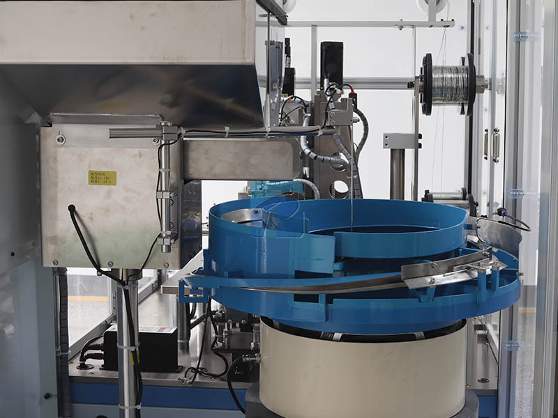 Auto Bobbin Inserting Machine For Bobbin