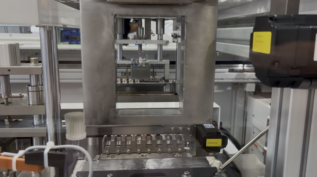 Automatic coil soldering machine