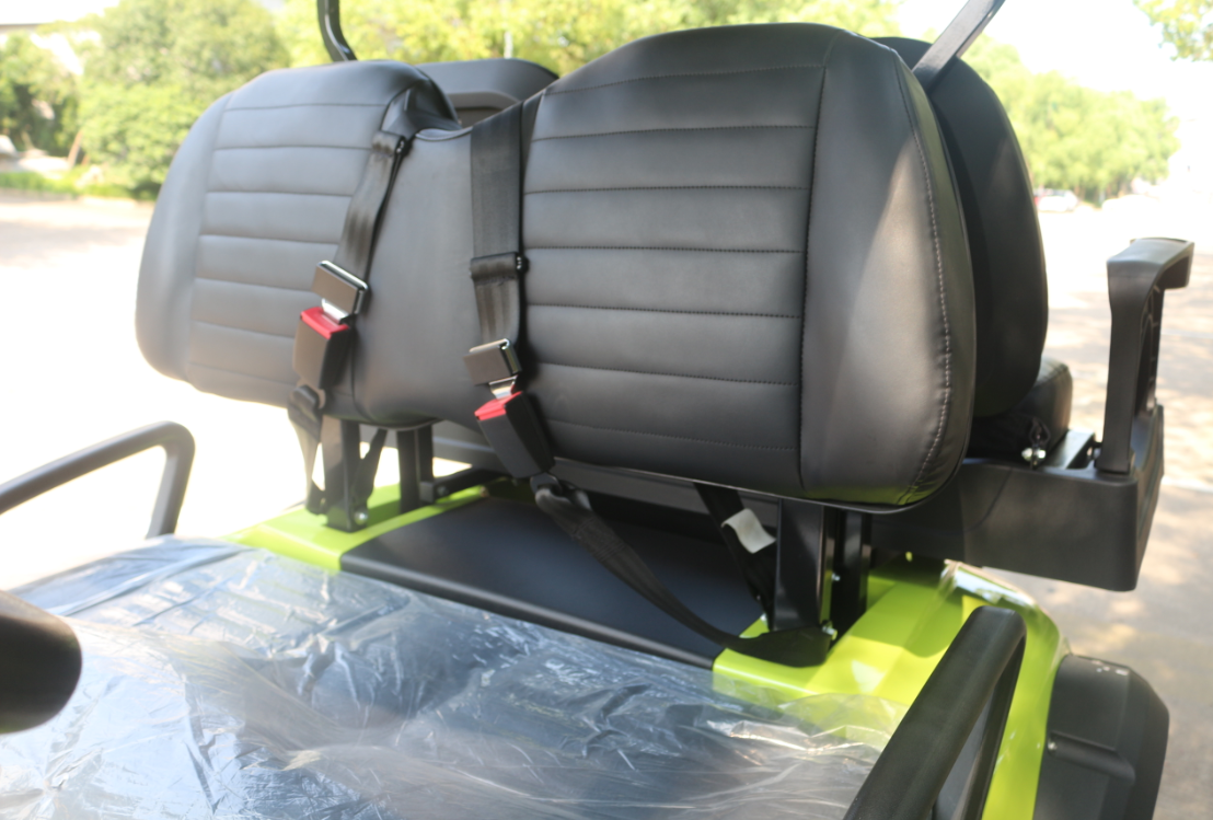 Modern,Quiet-Operation,and Durbable Electric Golf Vehicle Featuring Energy-Efficient Battery Technology for Resort and Residential Use