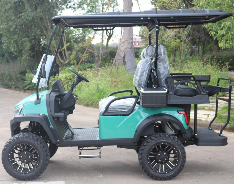 Eco-Friendly Golf Cart with High-Capacity Battery for All-Day Use