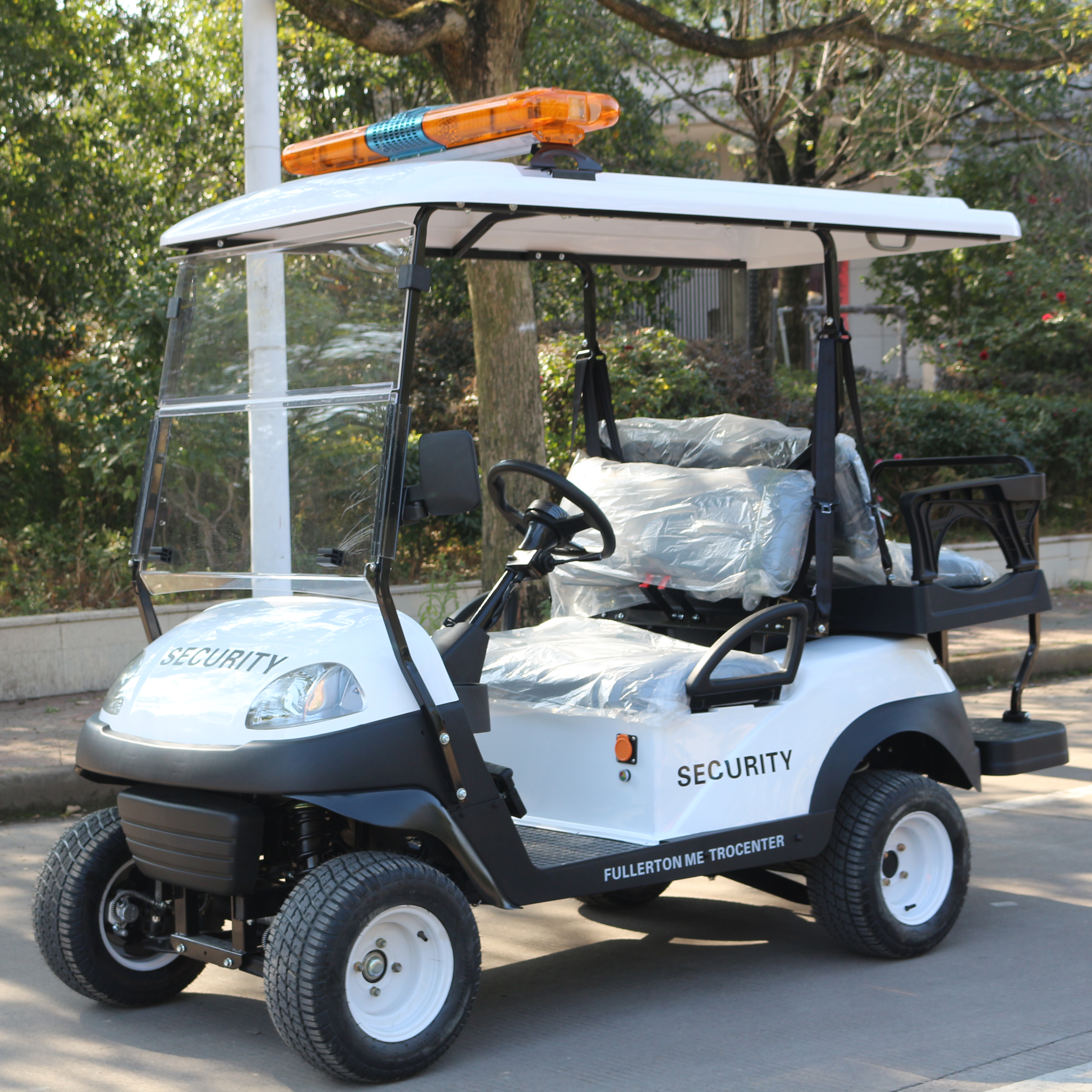4-Seat White Security Golf Cart for Golf Course Security Patrols