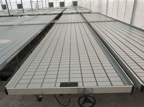 Ebb and flow flood tray: Efficient flooding cycle, boosts hydroponic nutrient absorption