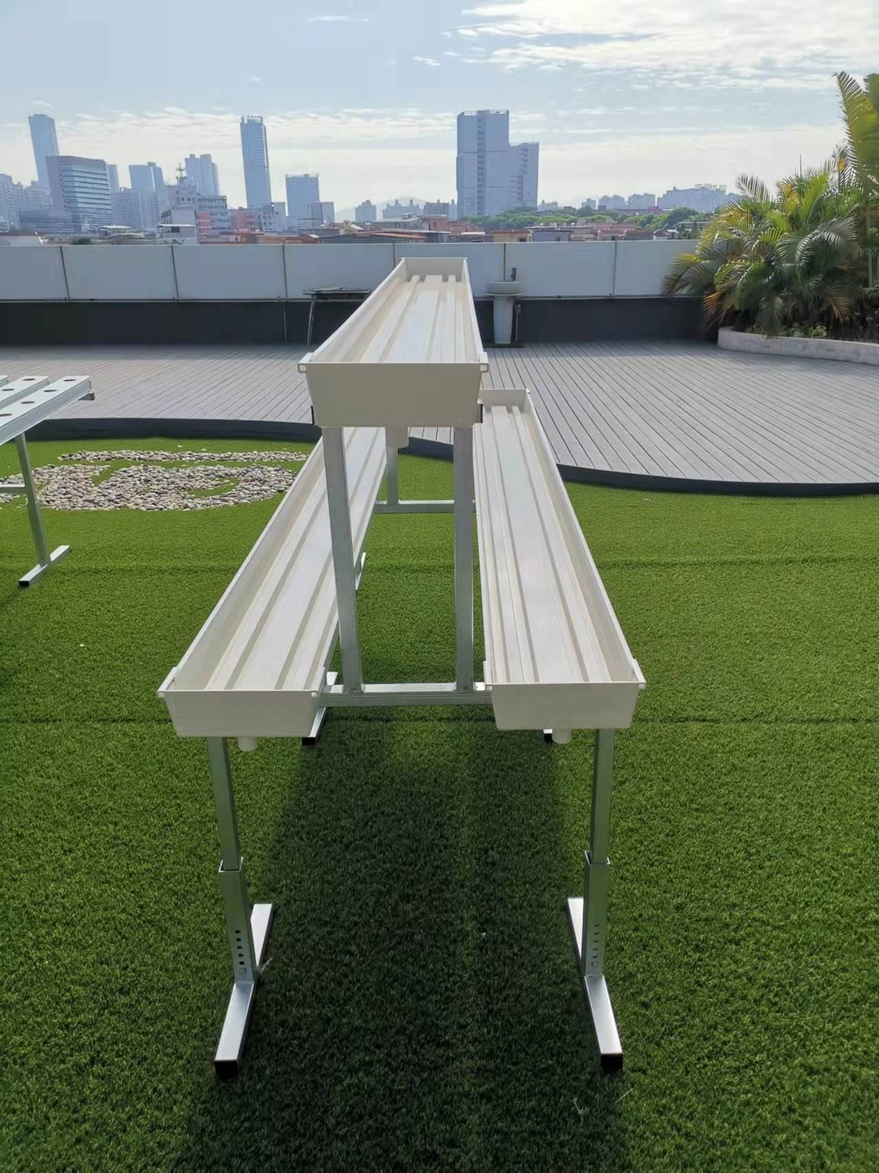 New Agriculture Equipment Drip Irrigation System PVC Trough Greenhouse Growing System Hydroponic Tomato PVC Pipe System