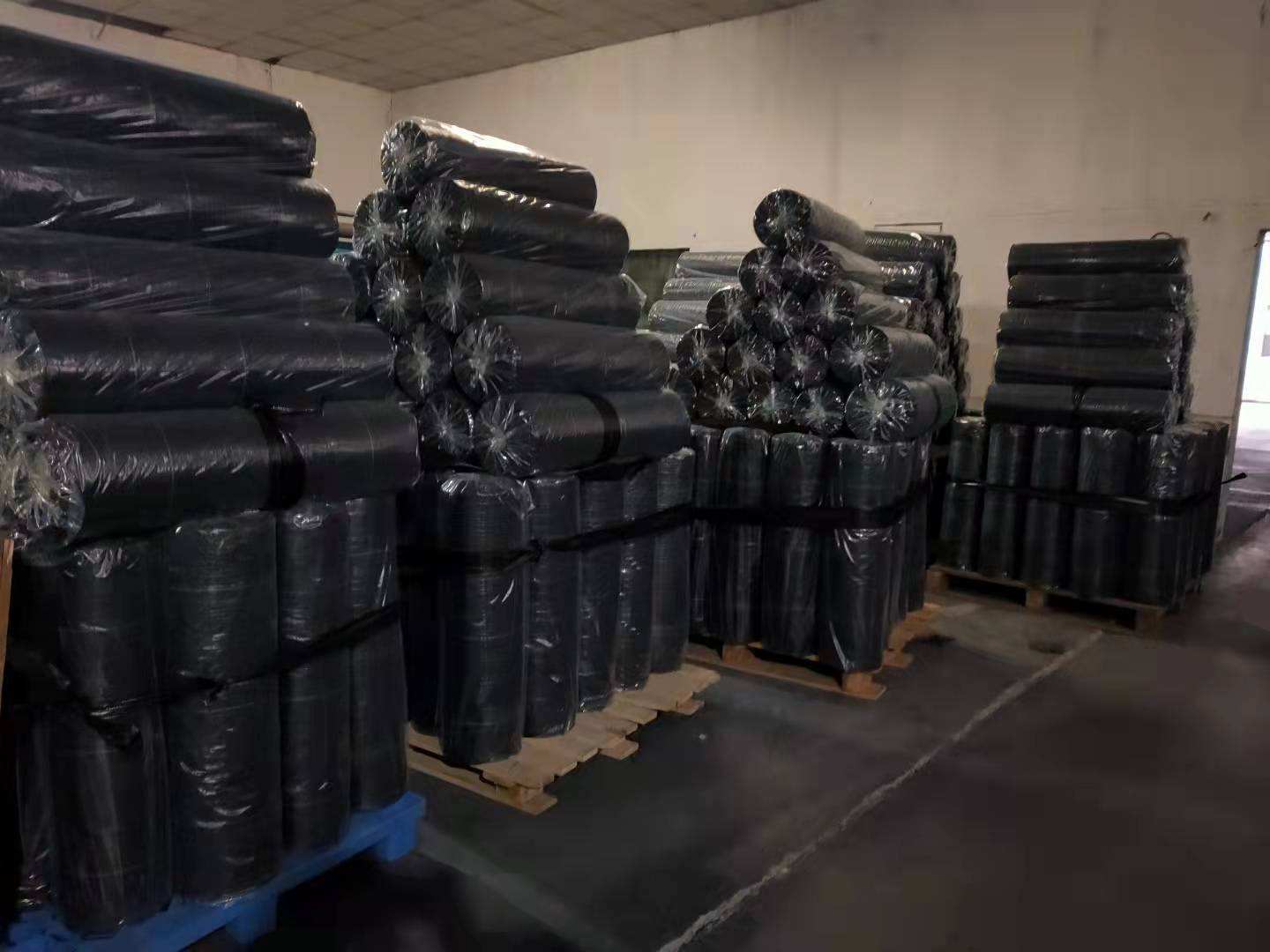 PP PE Black Weave Agricultural Plastic Product Anti-Weeds Fabric for Weed Control Custom Cutting Processing Service