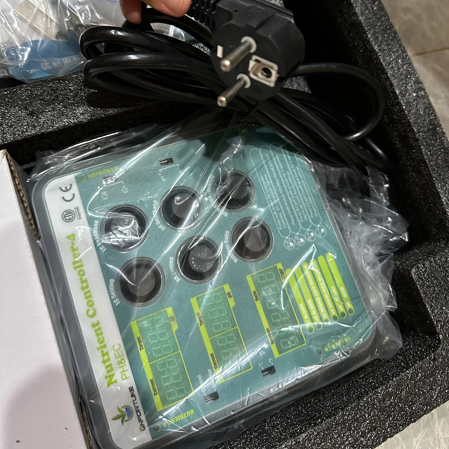 Greenhouse Hydroponics Equipment PH EC Test Pen Automatic Digital Nutrient Controller