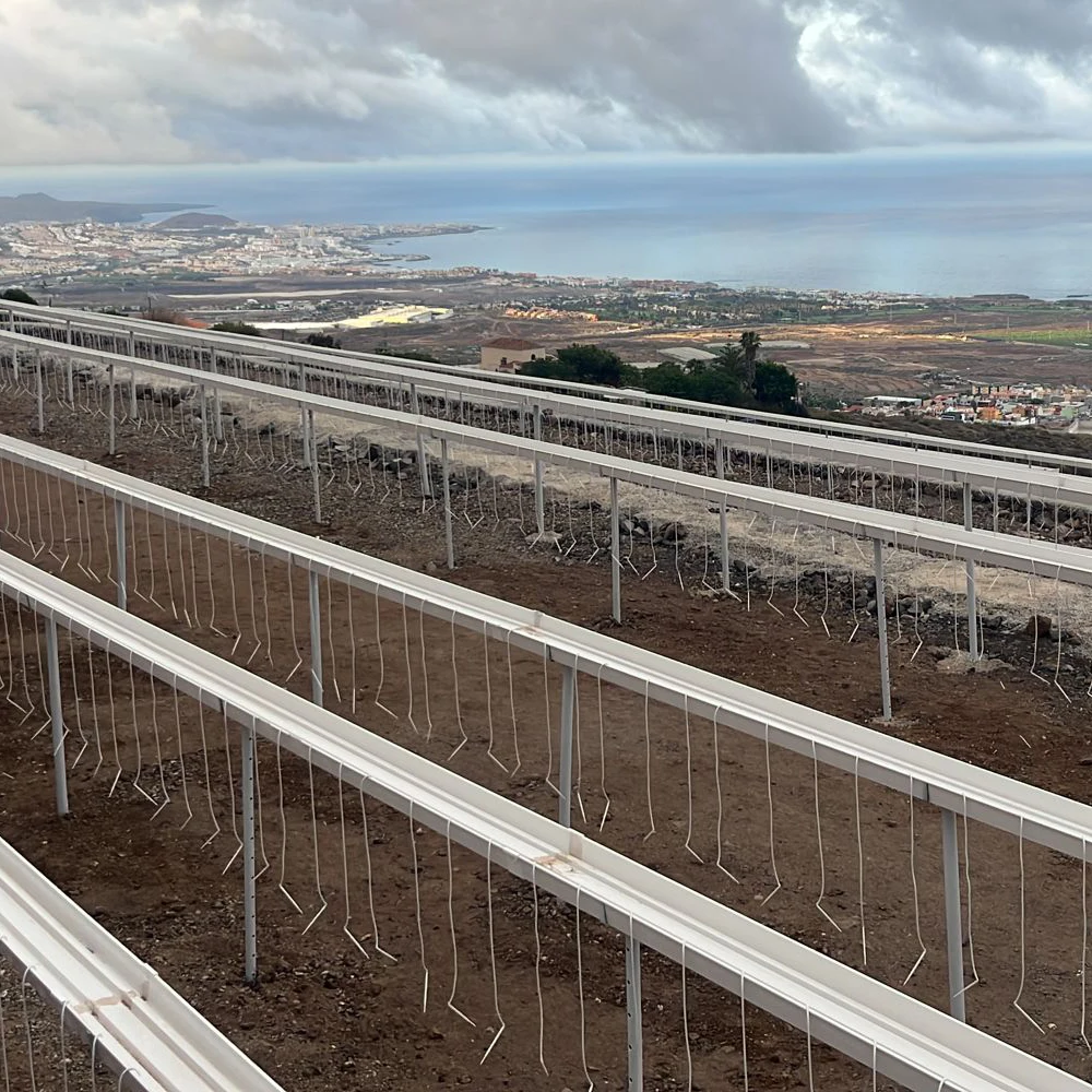 NFT Strawberry Gutter PVC Gutter Fittings Greenhouse Strawberry Substrate Gutter Vertical Systems