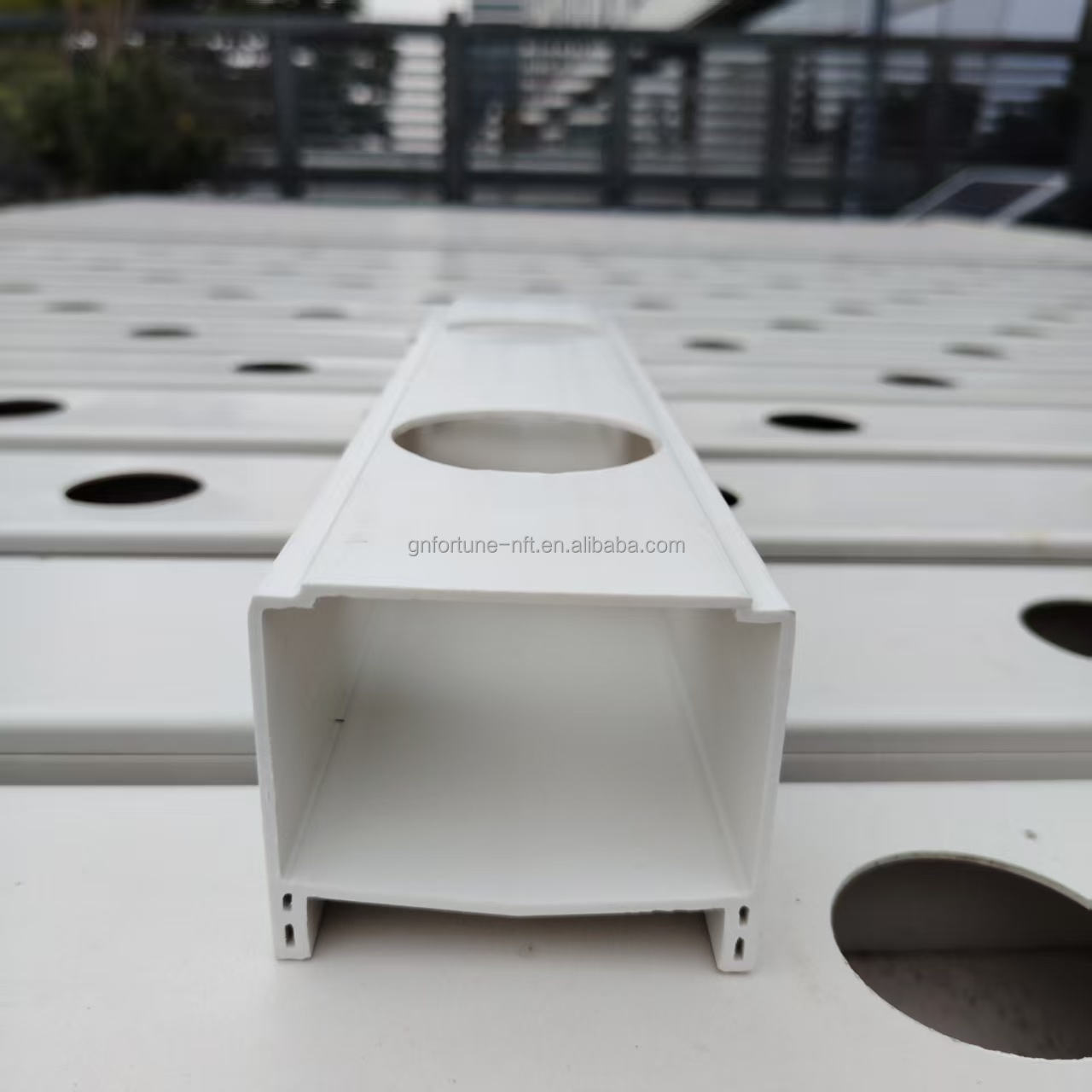 Anti-UV NFT Hydroponic Channel: Fully Automatic Systems for Year-Round Leafy Green Production