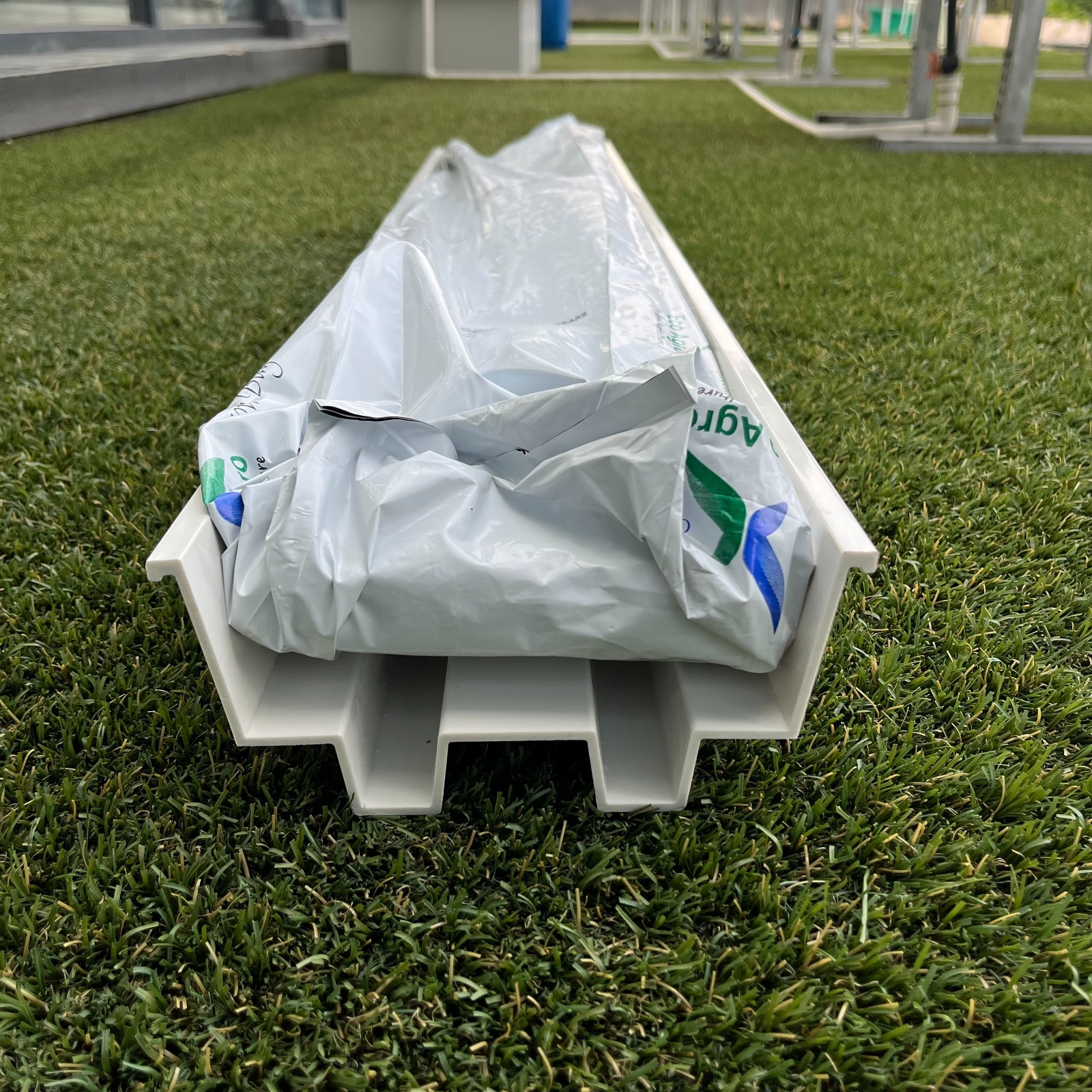 150mm Substrate Gutter Fits Substrate Bag for Single Plant Greenhouse Farming