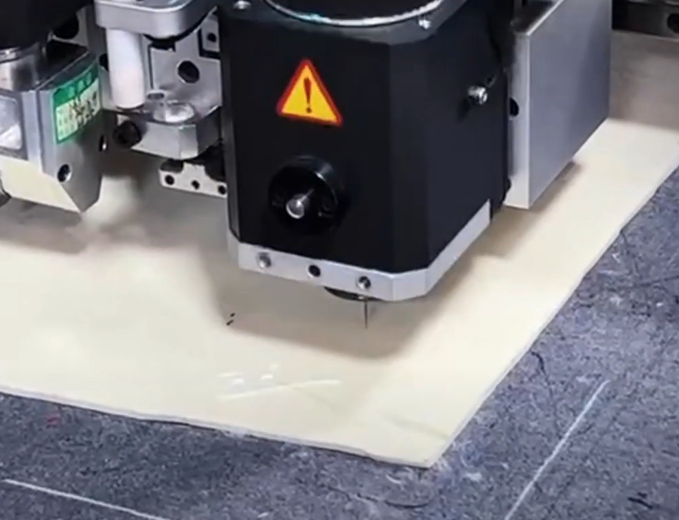 carton box cutting machine
